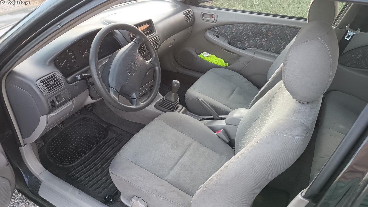 Toyota Corolla 2.0D 5 Lugares — fotografia 4