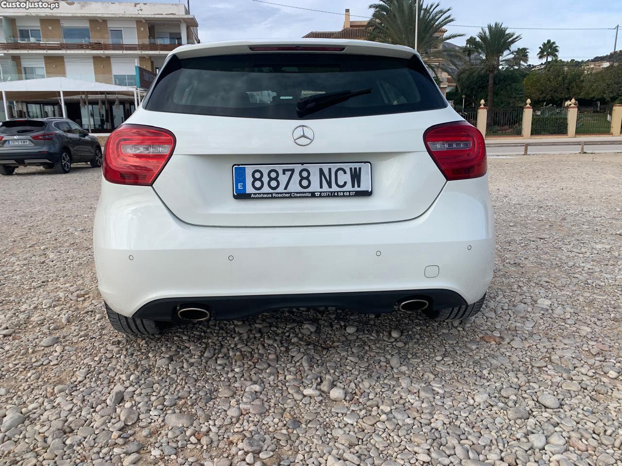 Mercedes-Benz A 180 1.6 turbo — fotografia 9
