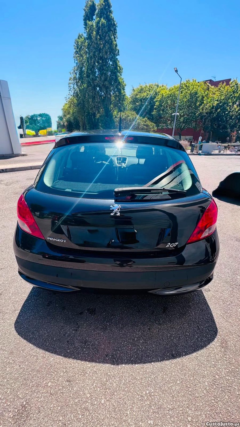 Peugeot 207 . — fotografia 3