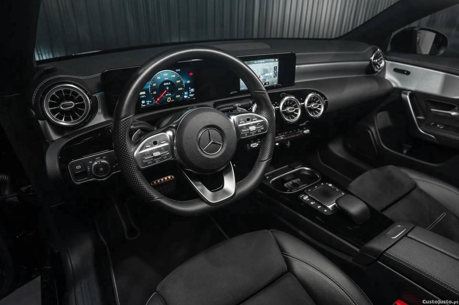 Mercedes-Benz CLA 250 e Shooting Brake AMG Line — fotografia 4