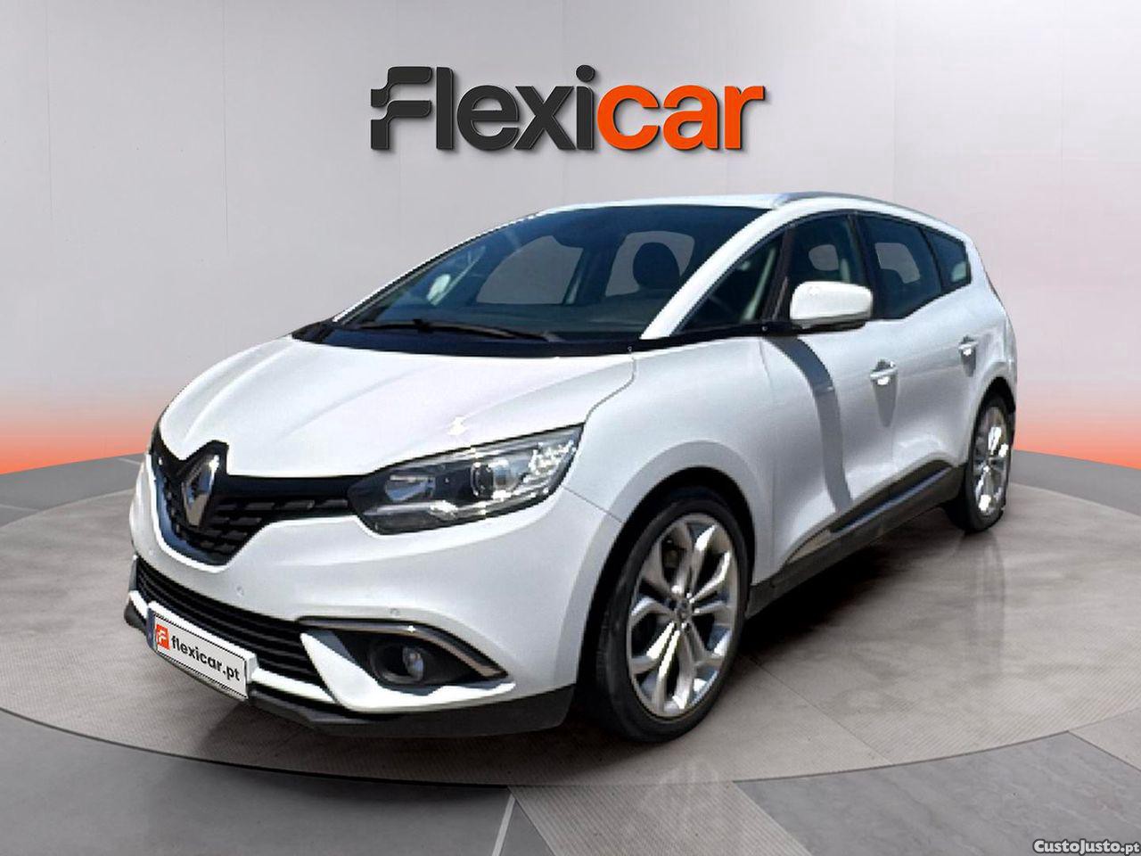 Renault Grand Scénic 1.5 dCi Luxe EDC SS — fotografia 15
