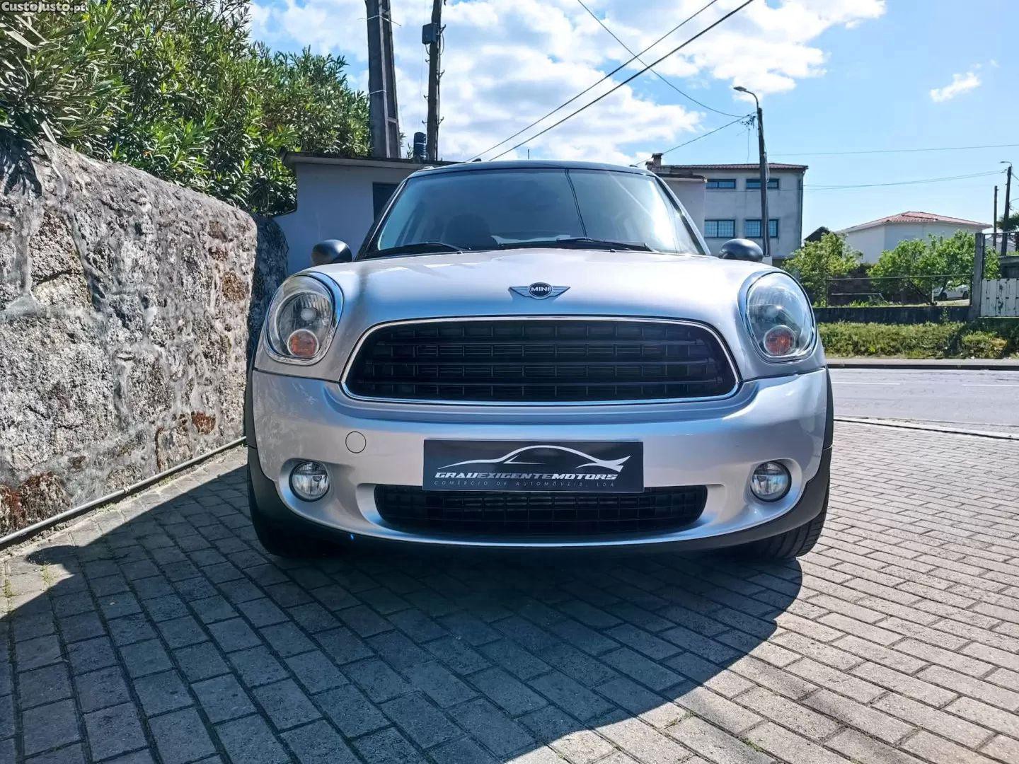 MINI Countryman Cooper d - 11 foto 2