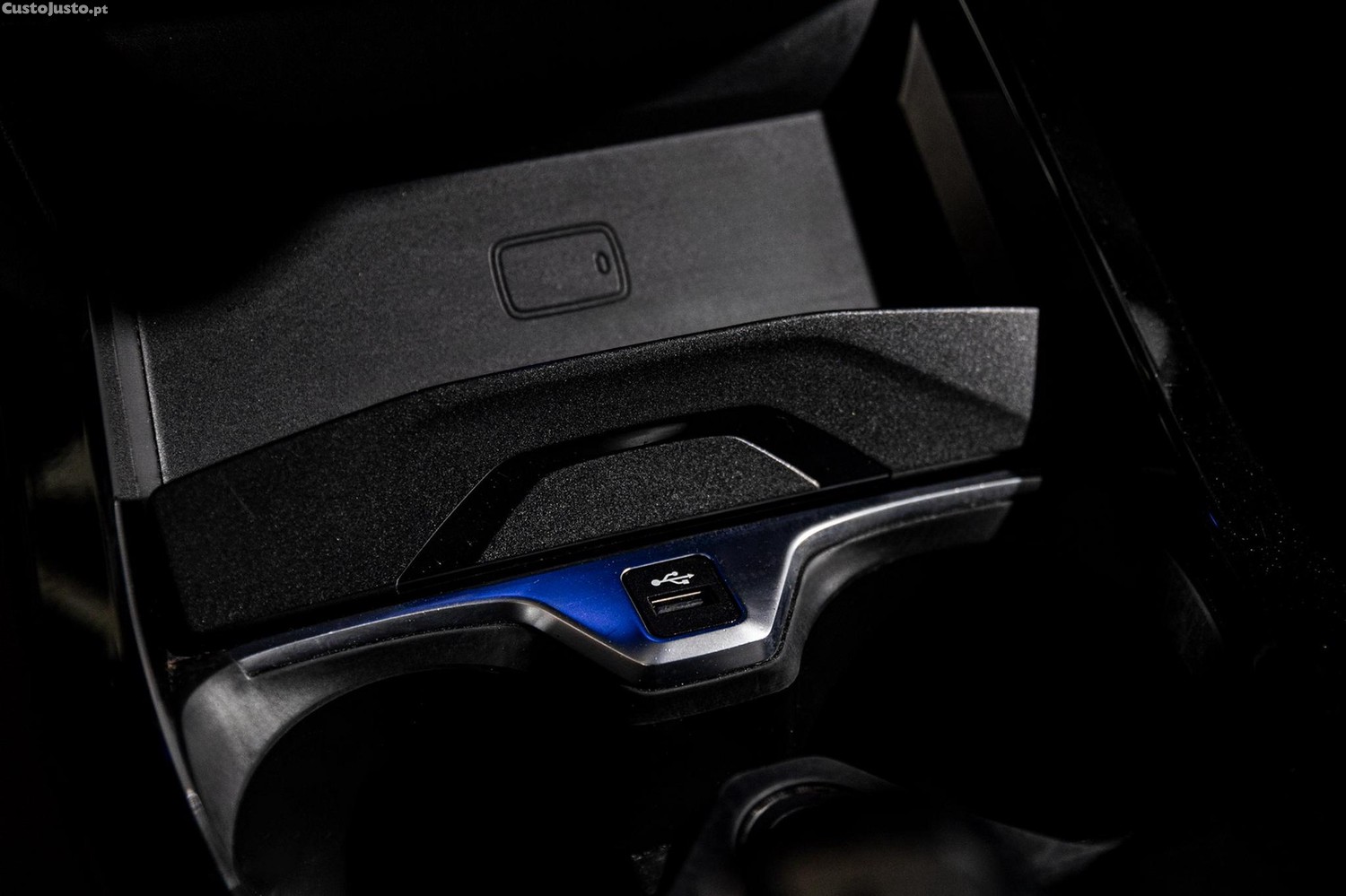 BMW 118 i Pack Desportivo M Auto — fotografia 9