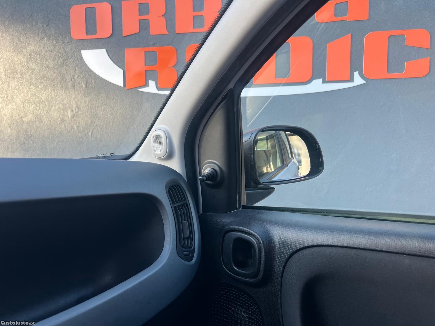 Fiat Panda hibrido city life — fotografia 6