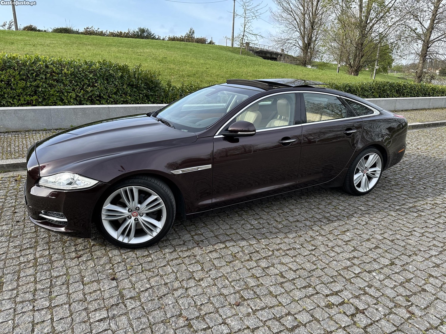 Jaguar XJ 3.0 V6 275 CV — fotografia 9