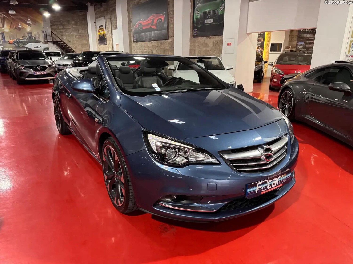Opel Cascada 2.0 CDTi S/S J20 — fotografia 15