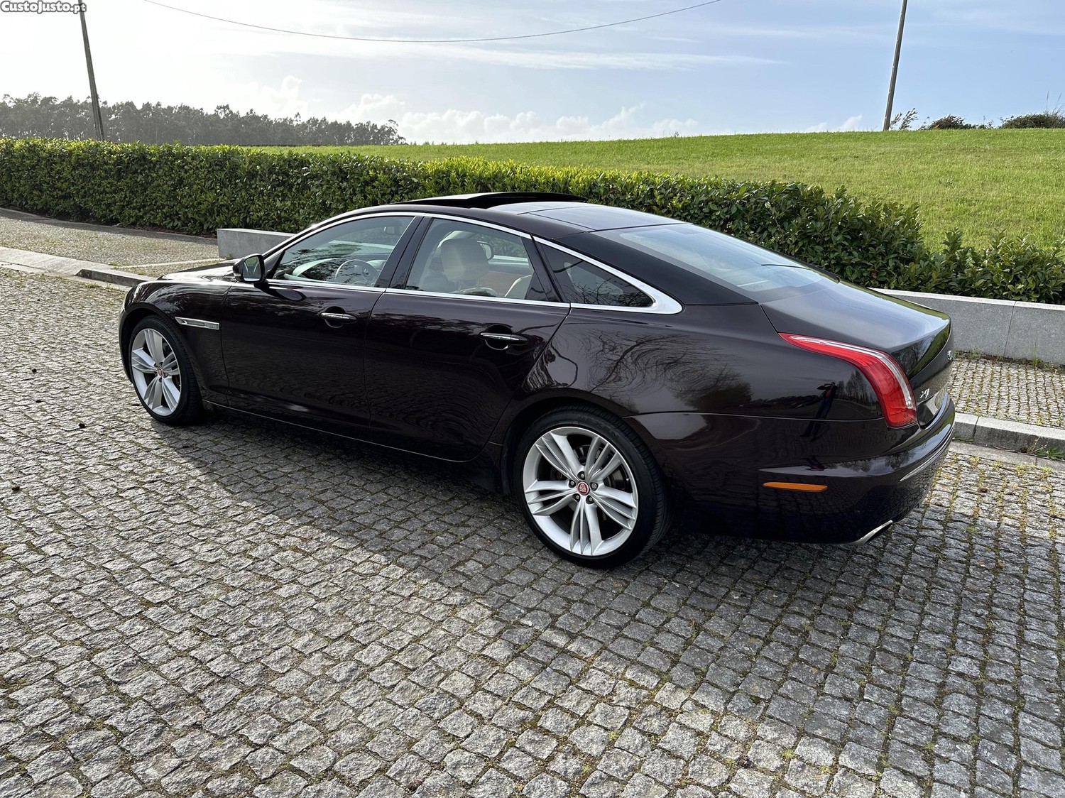 Jaguar XJ 3.0 V6 275 CV — fotografia 3
