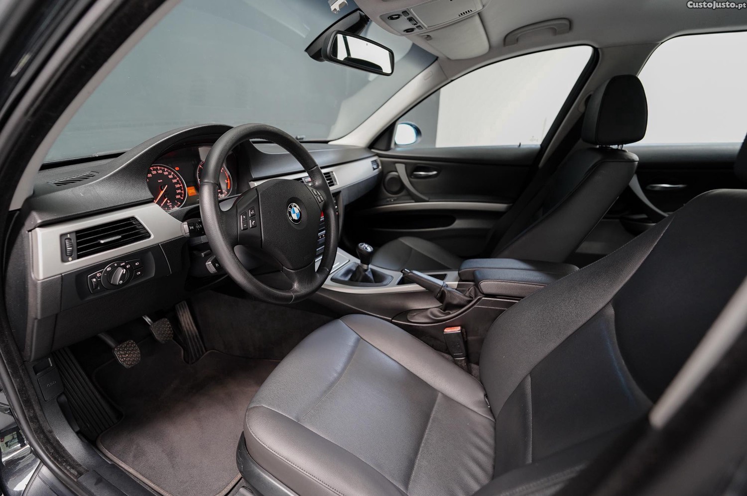 BMW 320 E91 — fotografia 14
