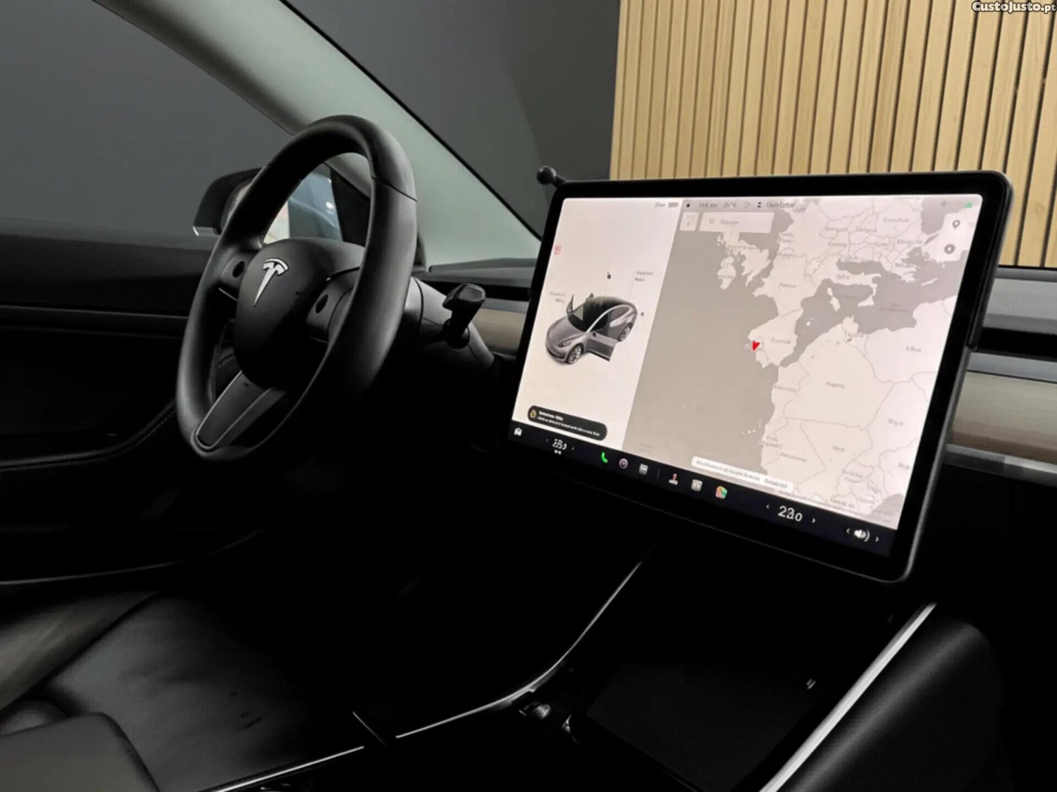 Tesla Model 3 Standard Range Plus RWD — fotografia 5