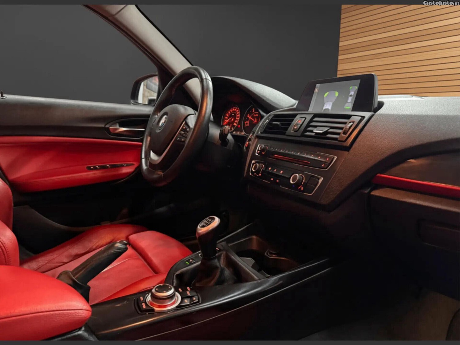 BMW 116 d EDynamics Line Sport — fotografia 3