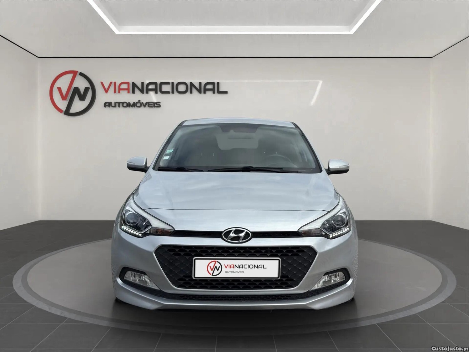 Hyundai i20 1.1 CRDi Access — fotografia 18