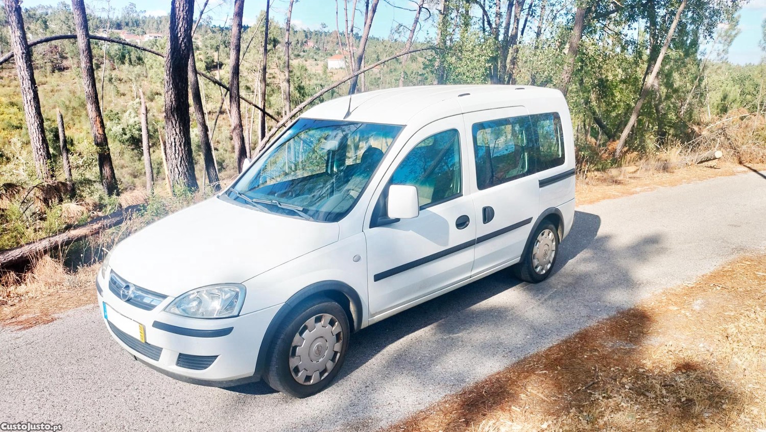 Opel Combo 1.3 CDTI — fotografia 11