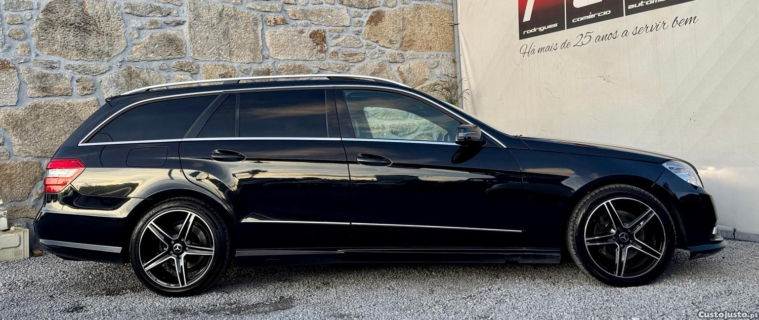 Mercedes-Benz E 250 AMG cx.7G Tronic — fotografia 14