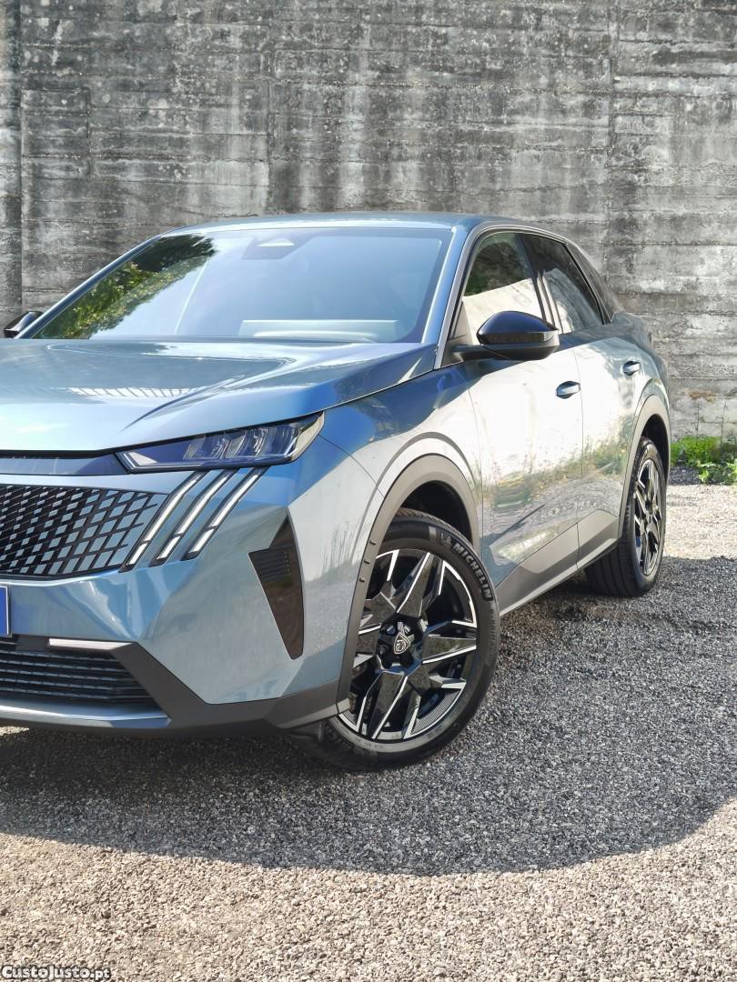 Peugeot 3008 1.2 Hybrid Allure e-DCS6 — fotografia 4