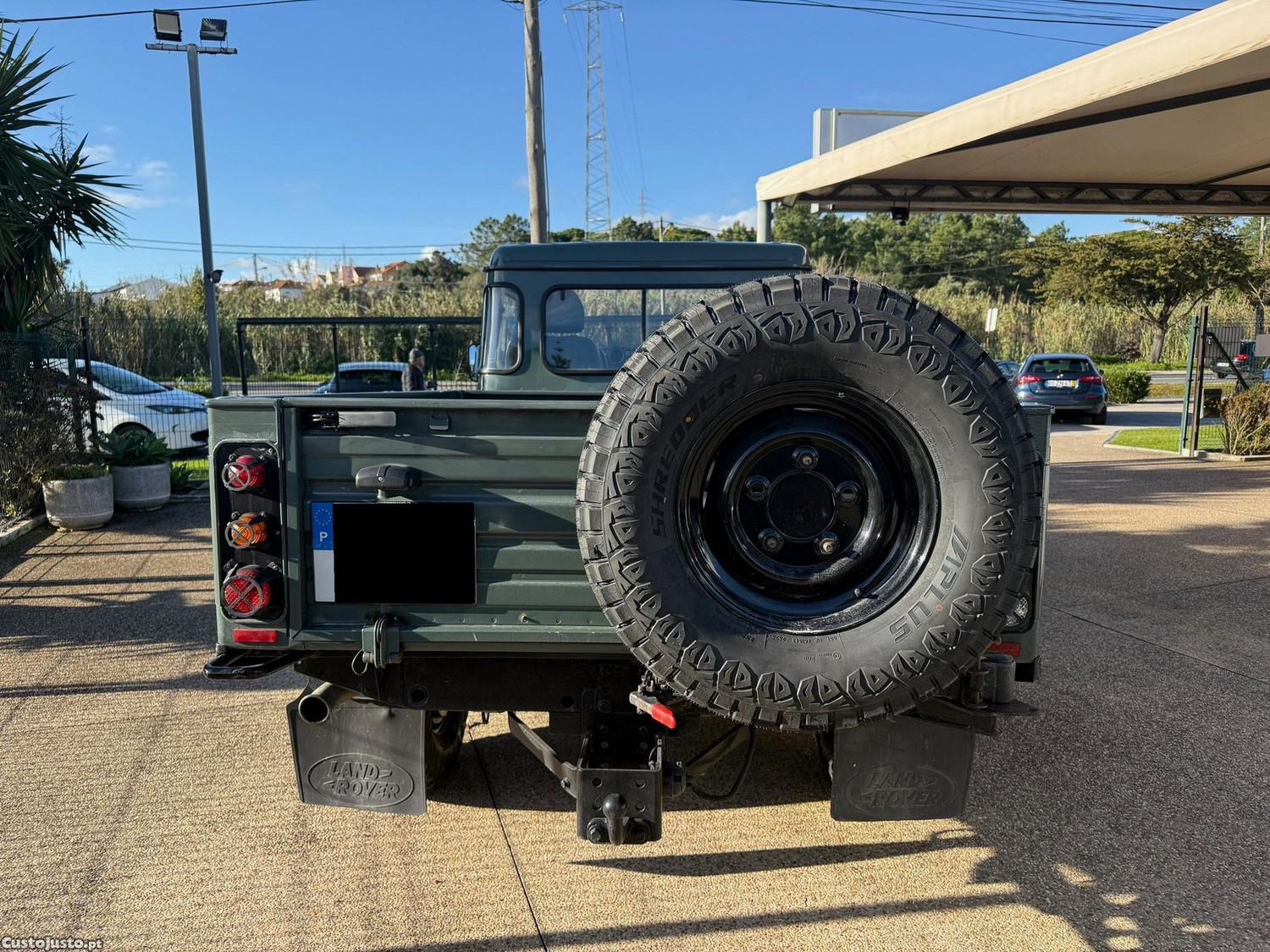 Land Rover Defender 110 HCPU 2.4 CRD E - 11 — photo 2