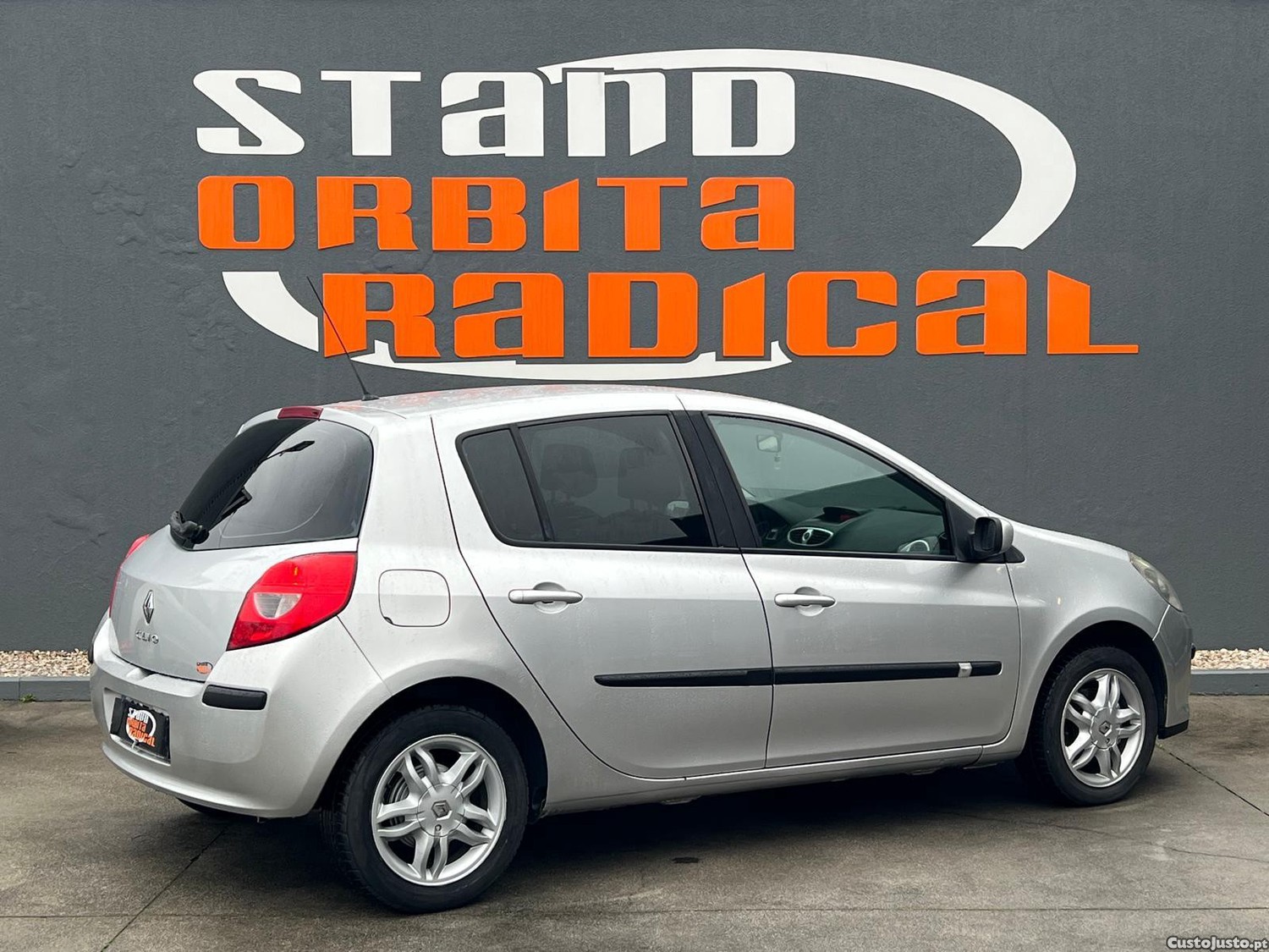 Renault Clio 1.2 16V Dynamique — fotografia 11