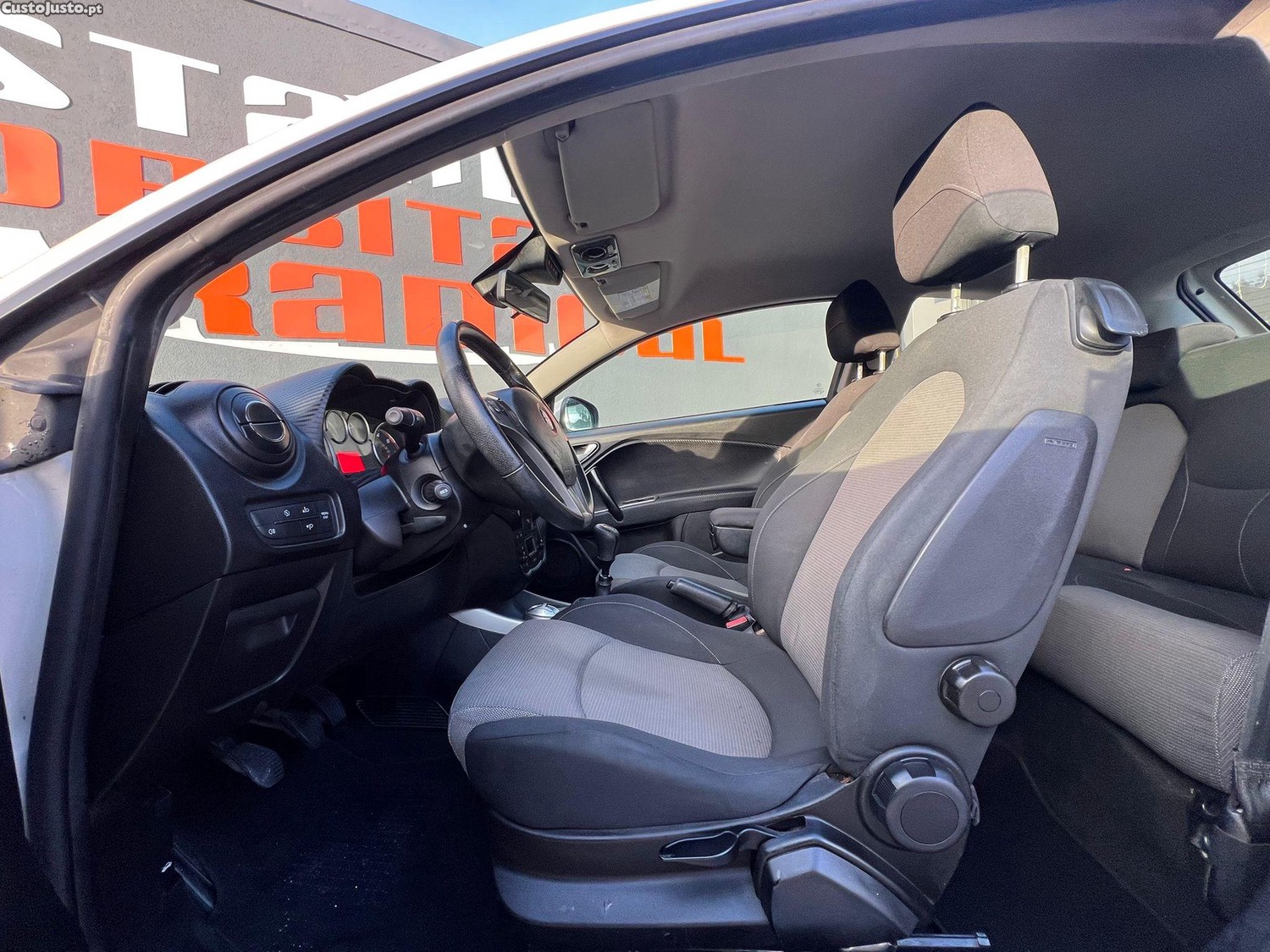 Alfa Romeo MiTo 1.3 JTD Distinctive S&S — fotografia 13