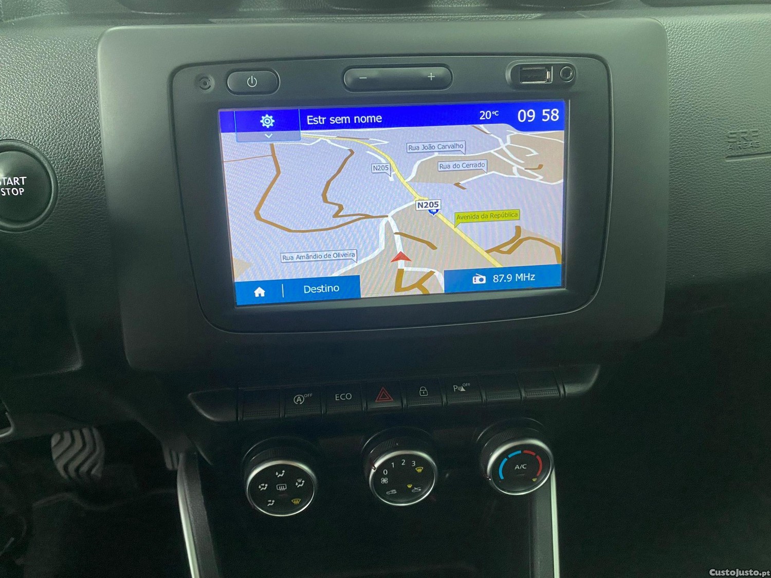 Dacia Duster 1.5 dCi Prestige — fotografia 4