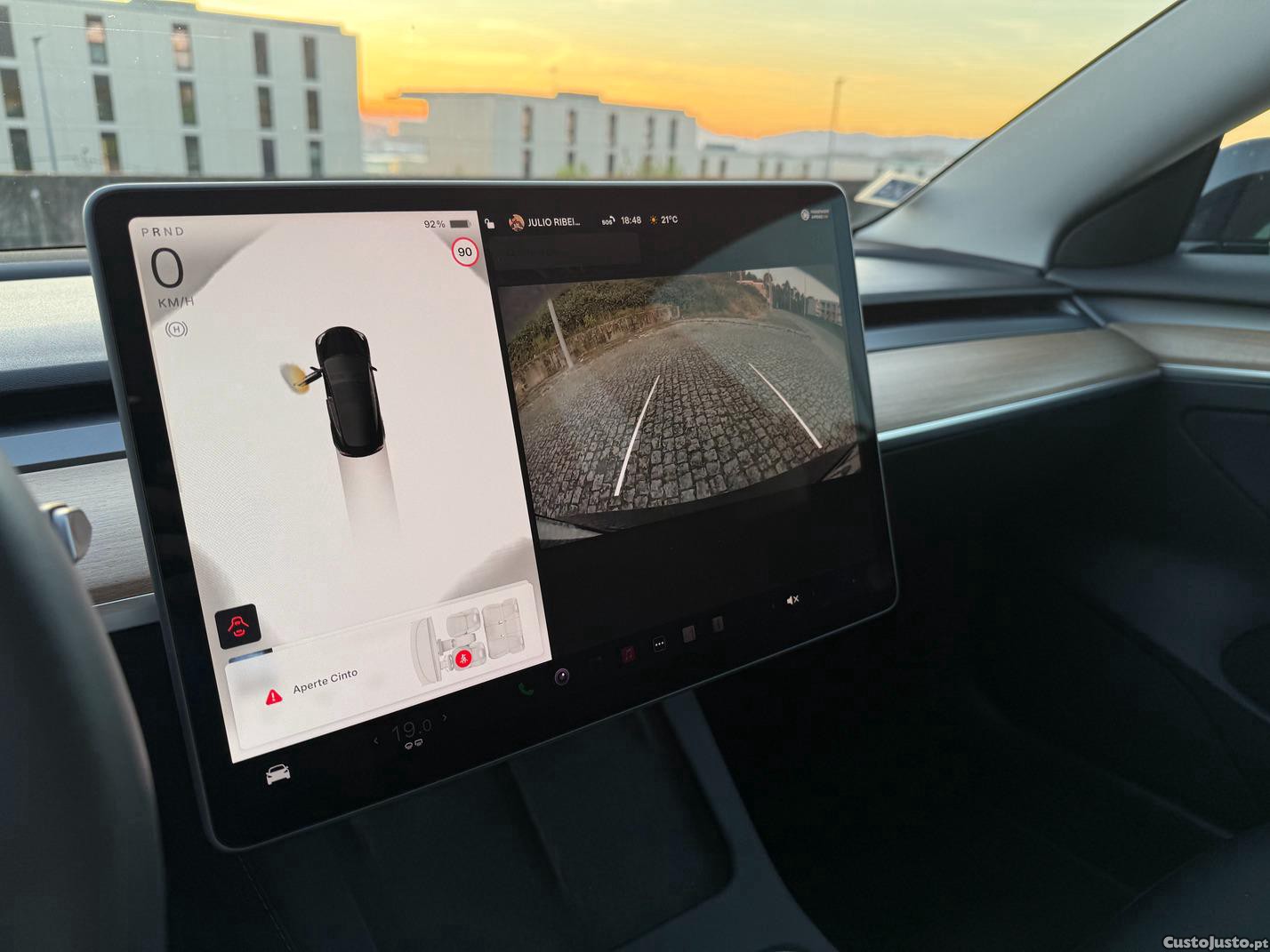 Tesla Model 3 Tração Traseira — fotografia 2