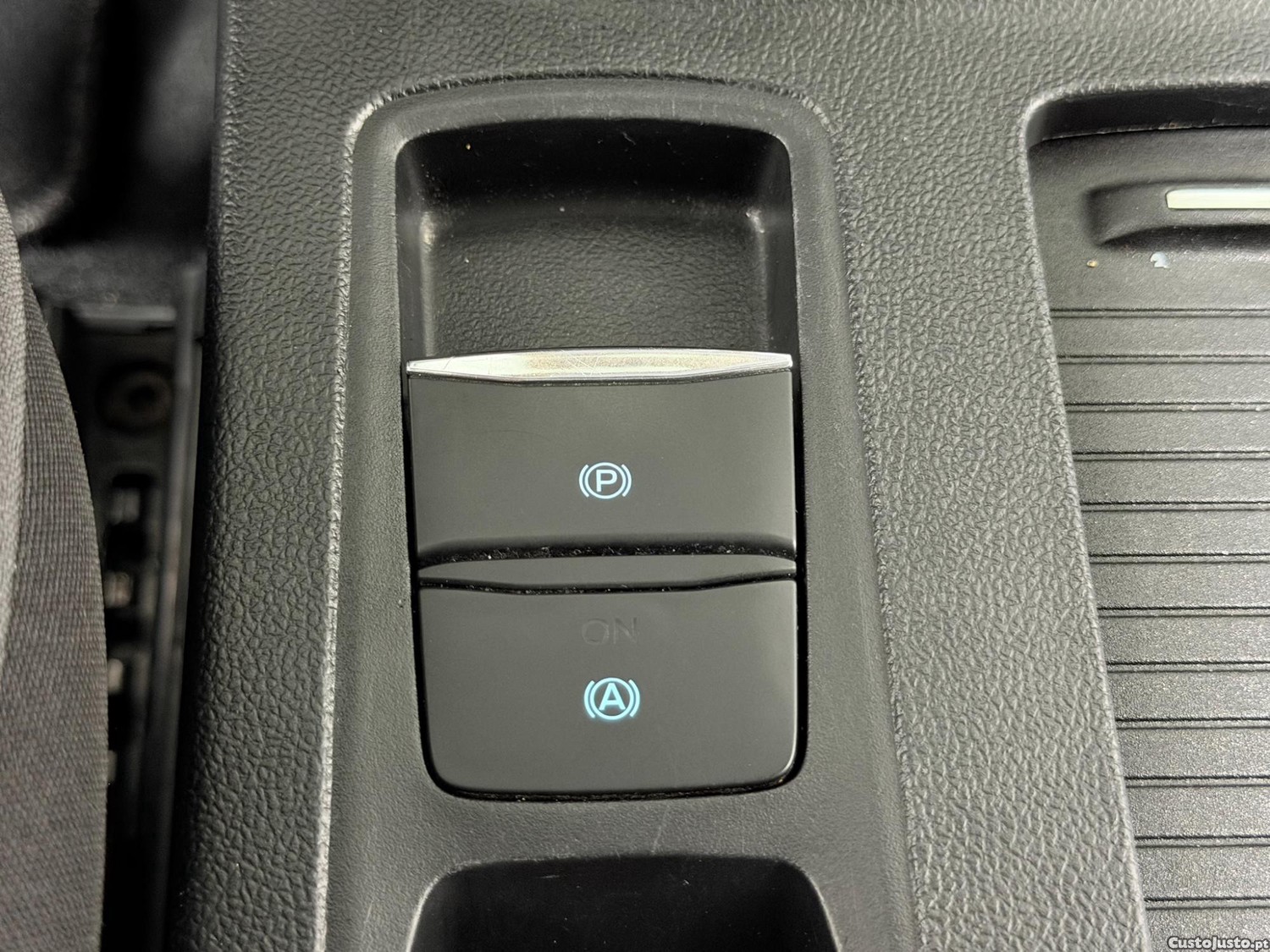 Ford Focus SW 1.0 ECOBOOST MHEV ACTIVE 125 CV — fotografia 10