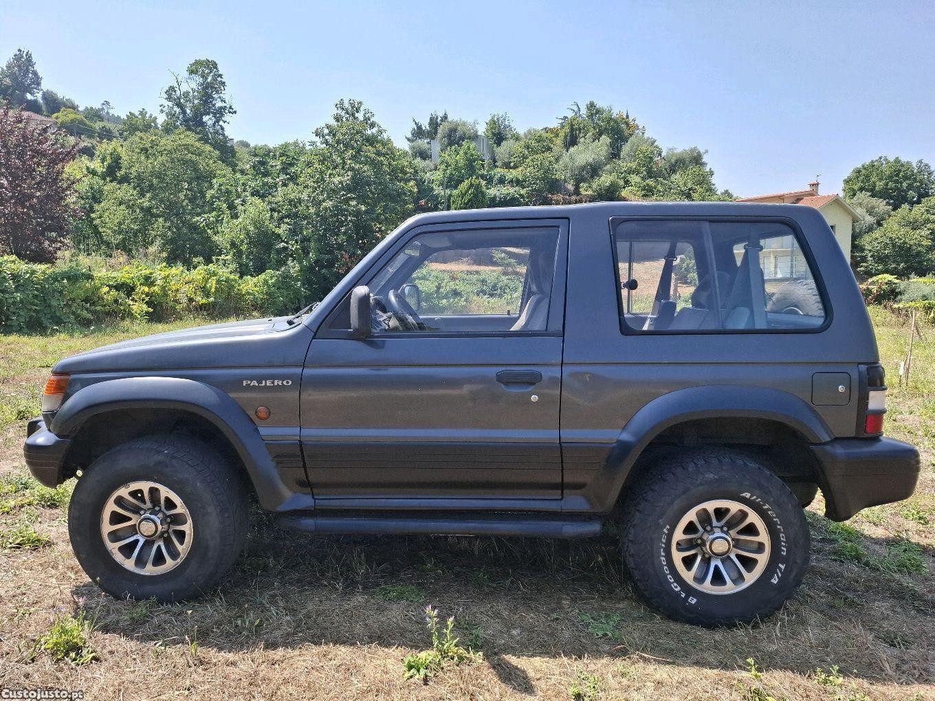 Mitsubishi Pajero GLS 2.5 — fotografia 7