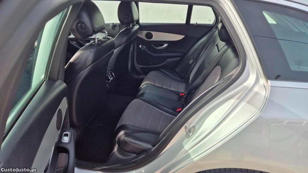 Mercedes-Benz C 300 H — fotografia 7