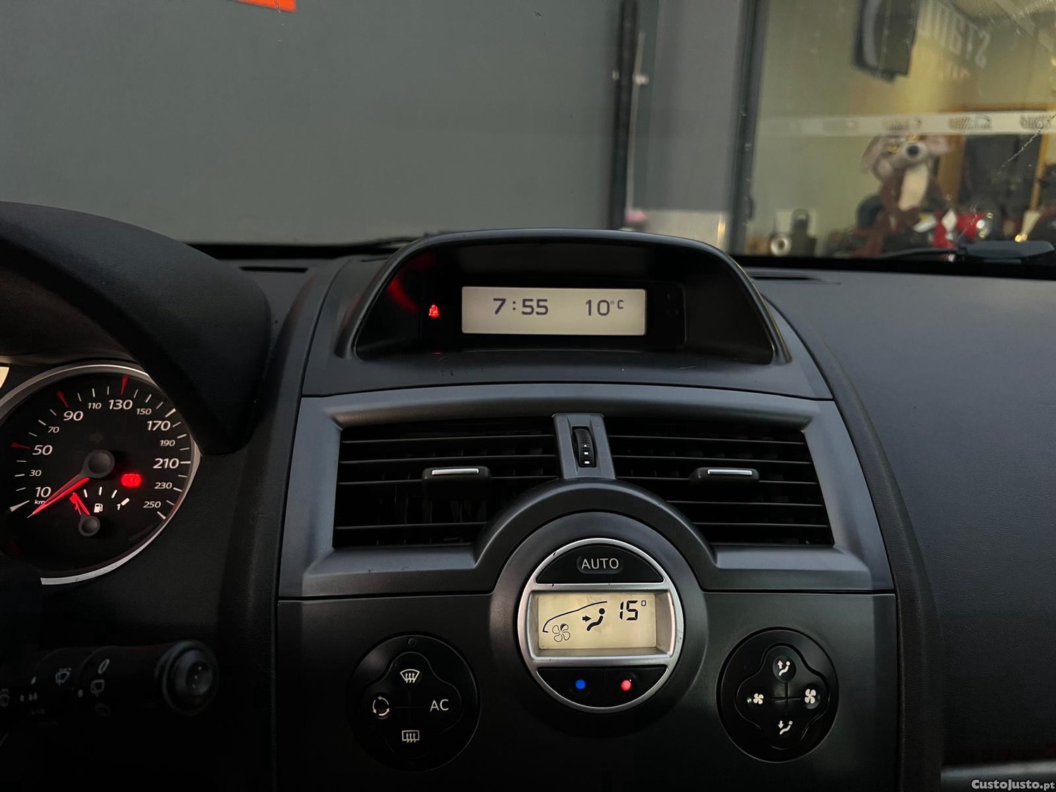 Renault Mégane Break 1.5 dCi Confort — fotografia 11