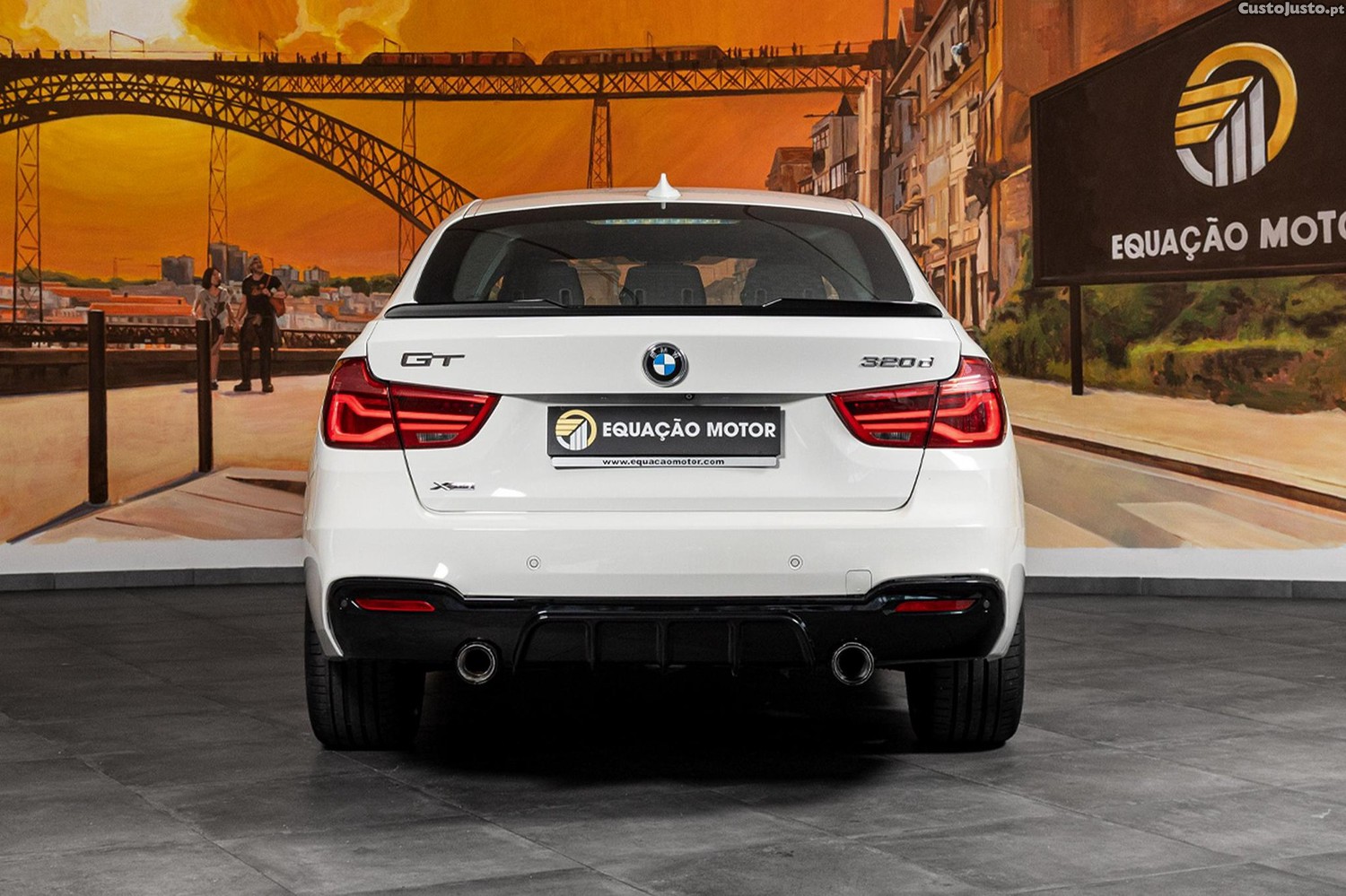BMW 320 d Auto Pack M — fotografia 27