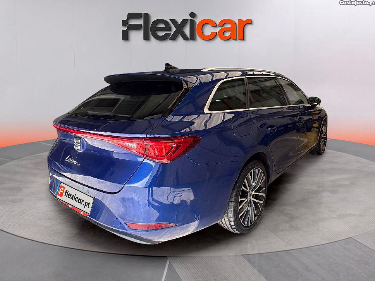 SEAT Leon 1.5 TSI Xcellence — fotografia 10