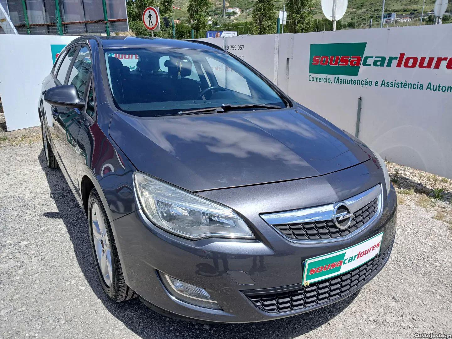 Opel Astra 1.7 cdti enjoy — fotografia 19