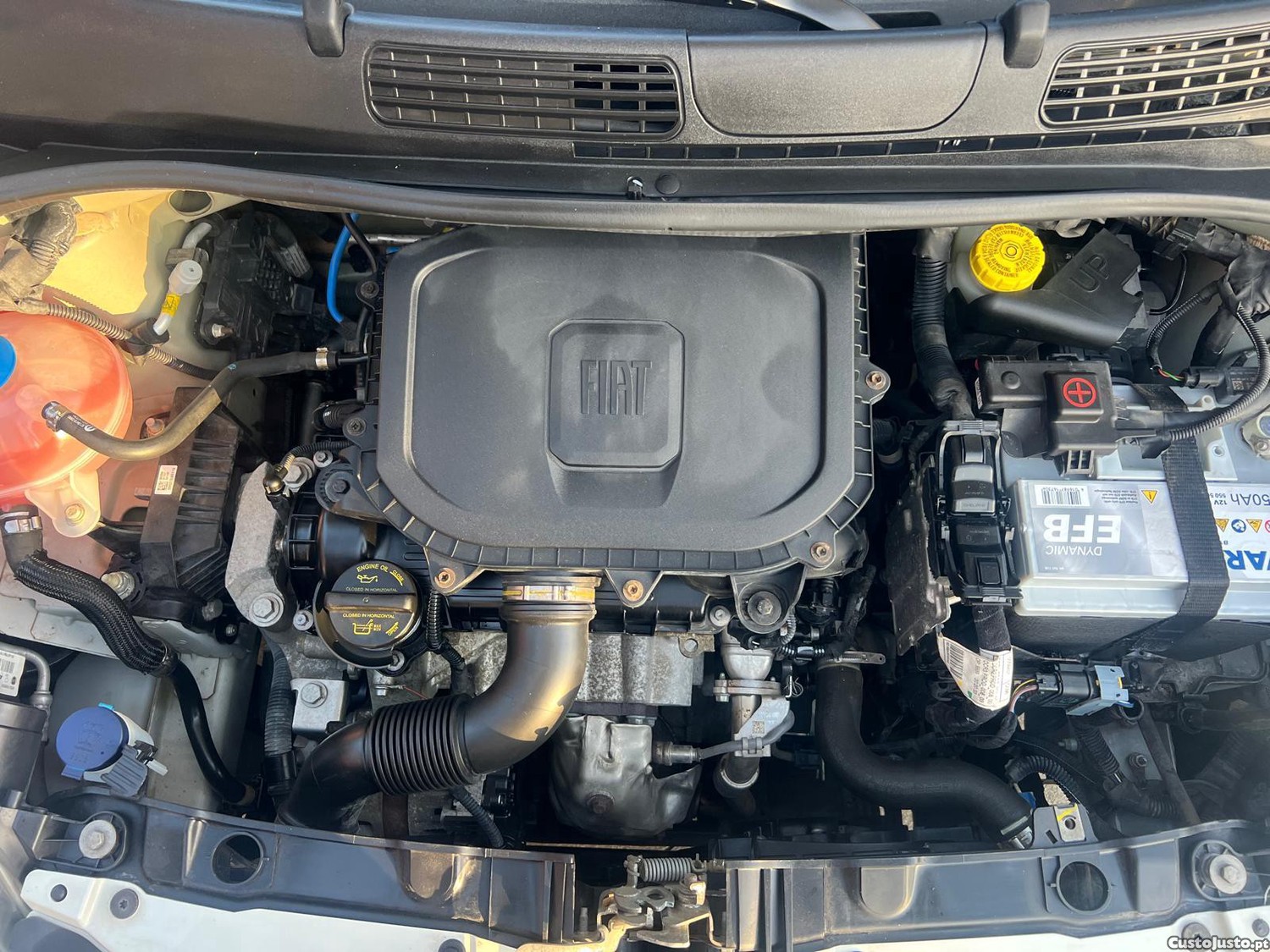 Fiat Panda hibrido city life — fotografia 3
