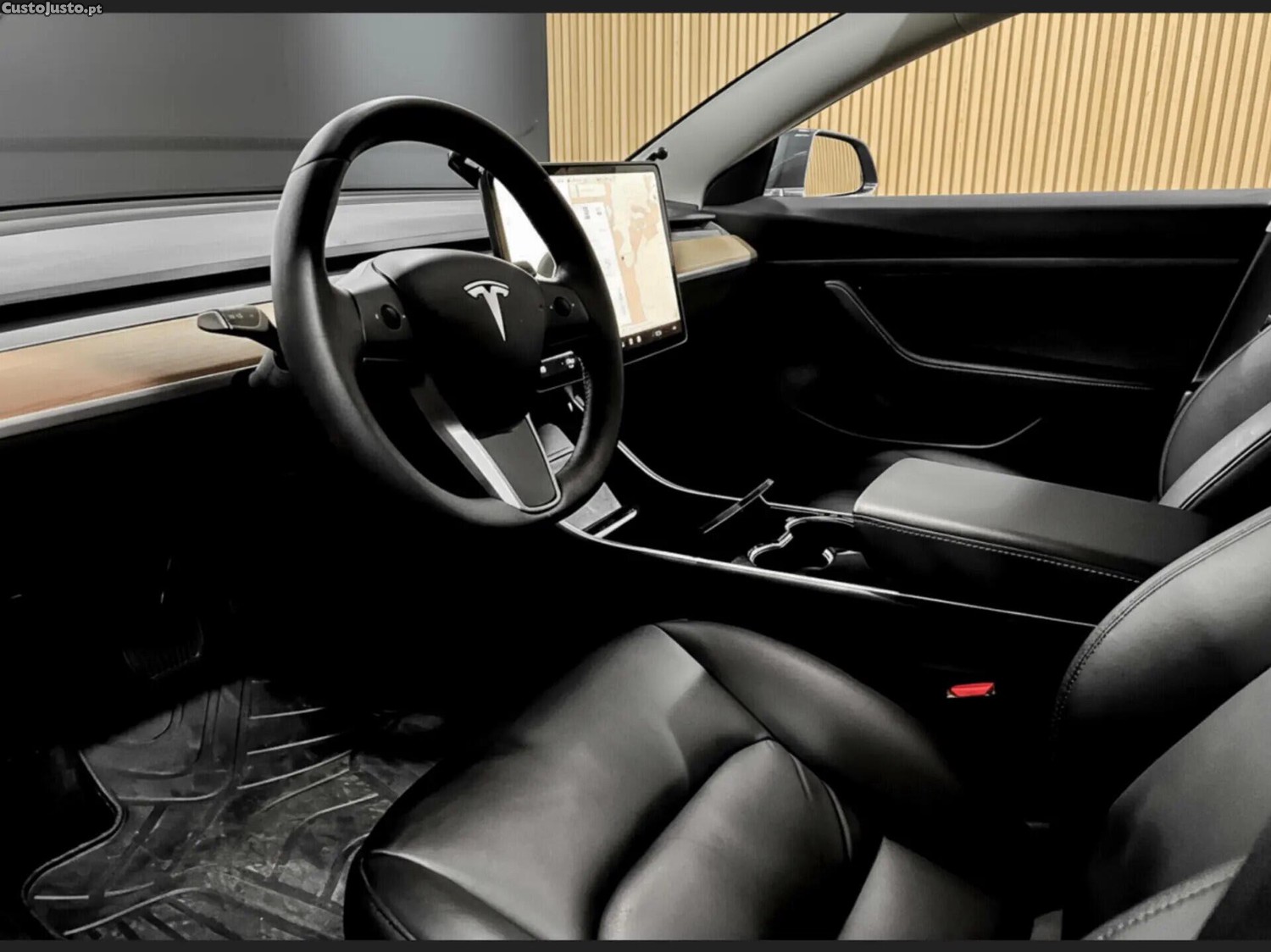 Tesla Model 3 Standard Range Plus RWD — fotografia 3