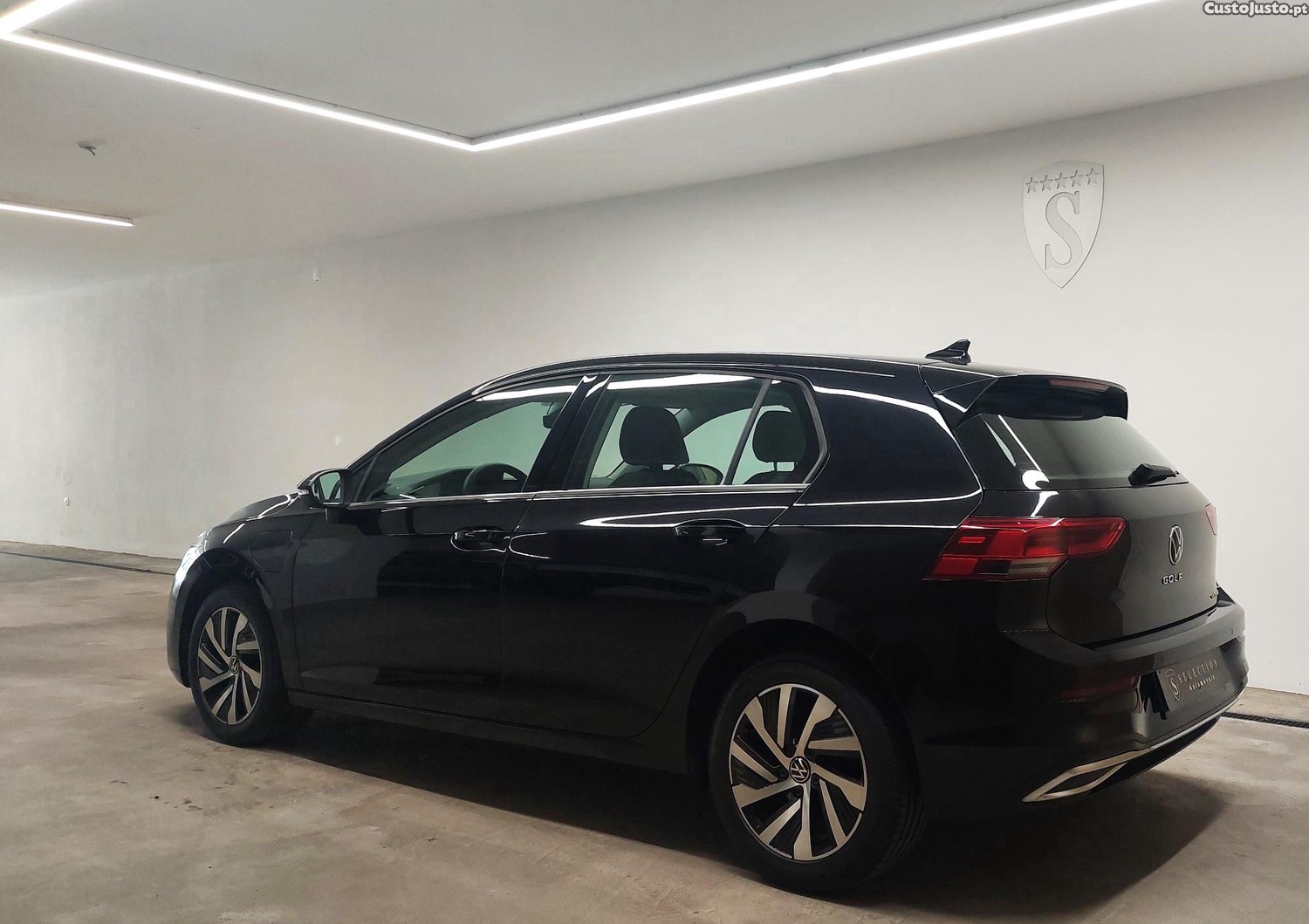 Volkswagen Golf 1.4 TSI DSG PLUG-IN — fotografia 6