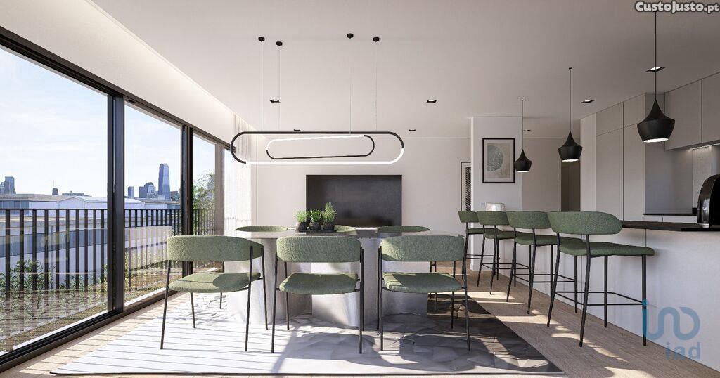 Apartamento T2 em Palmeira de Faro e Curvos de 94,00 m²