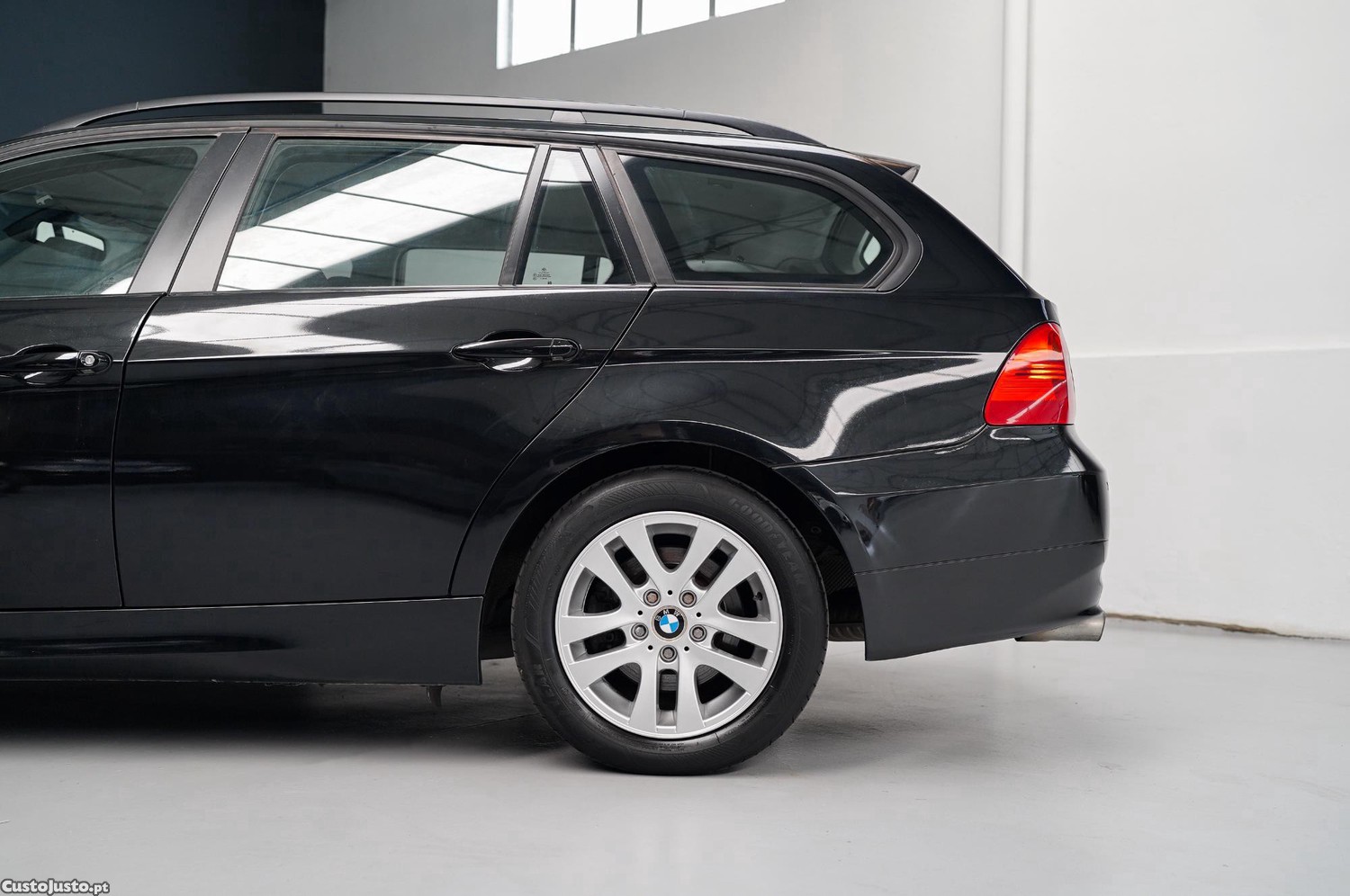 BMW 320 E91 — fotografia 11