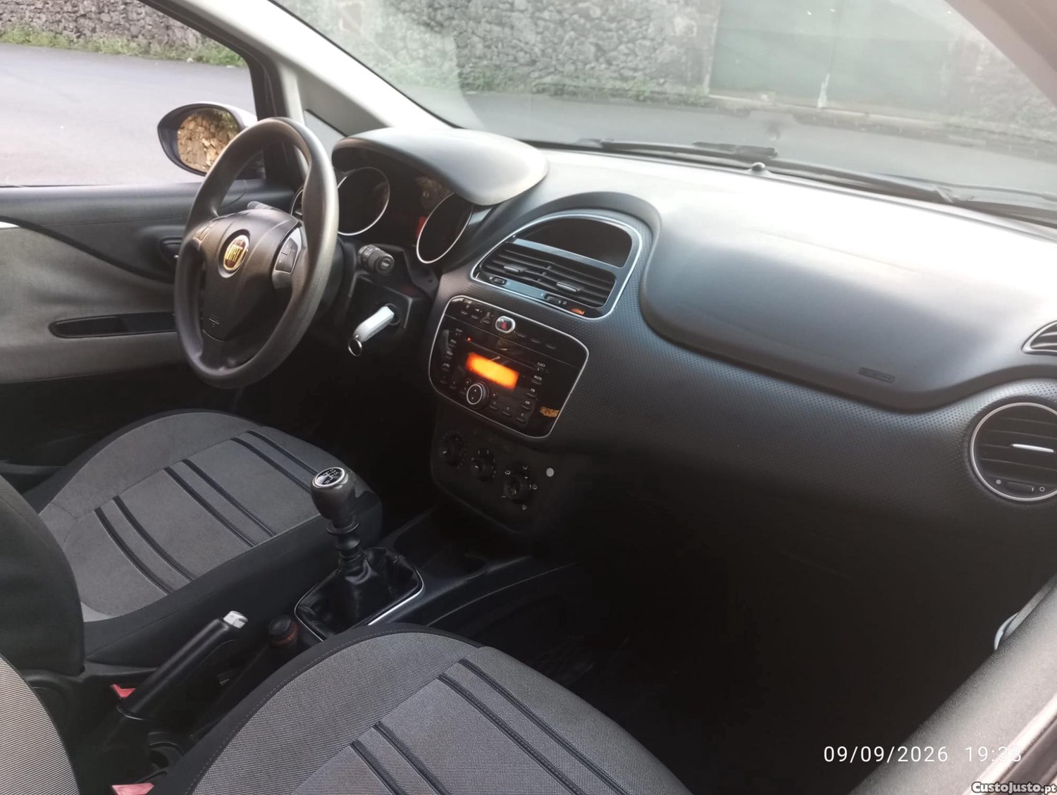 Fiat Punto 1.2 gasolina — fotografia 4