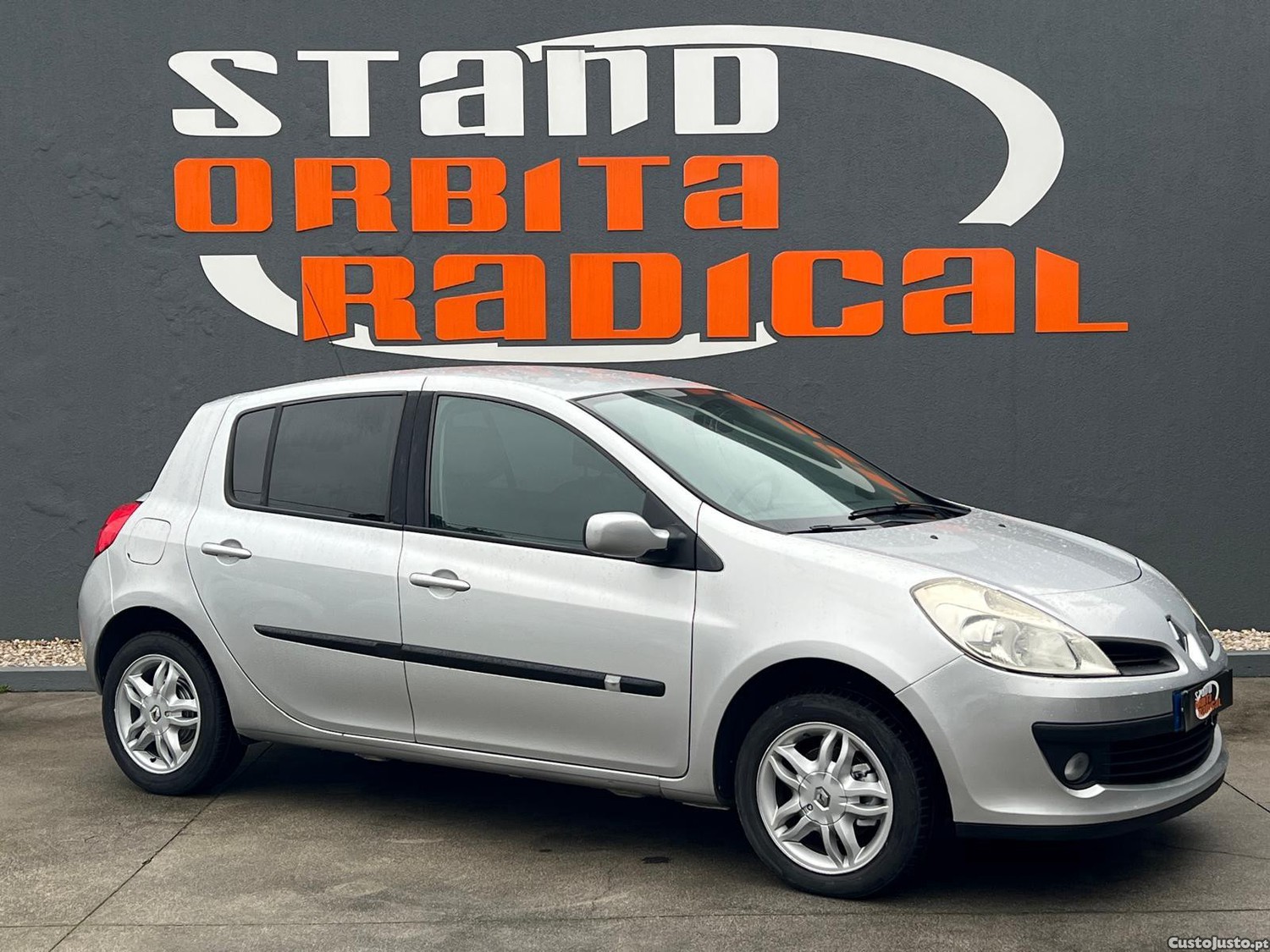 Renault Clio 1.2 16V Dynamique — fotografia 10