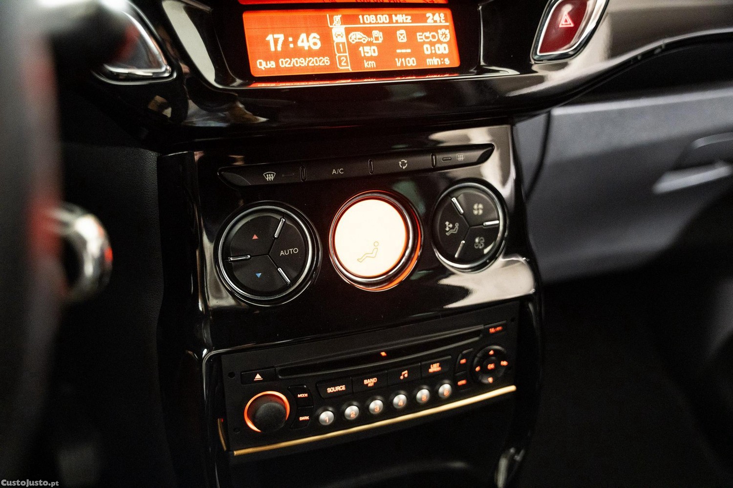 Citroën DS3 1.6 e-HDi So Chic — fotografia 8