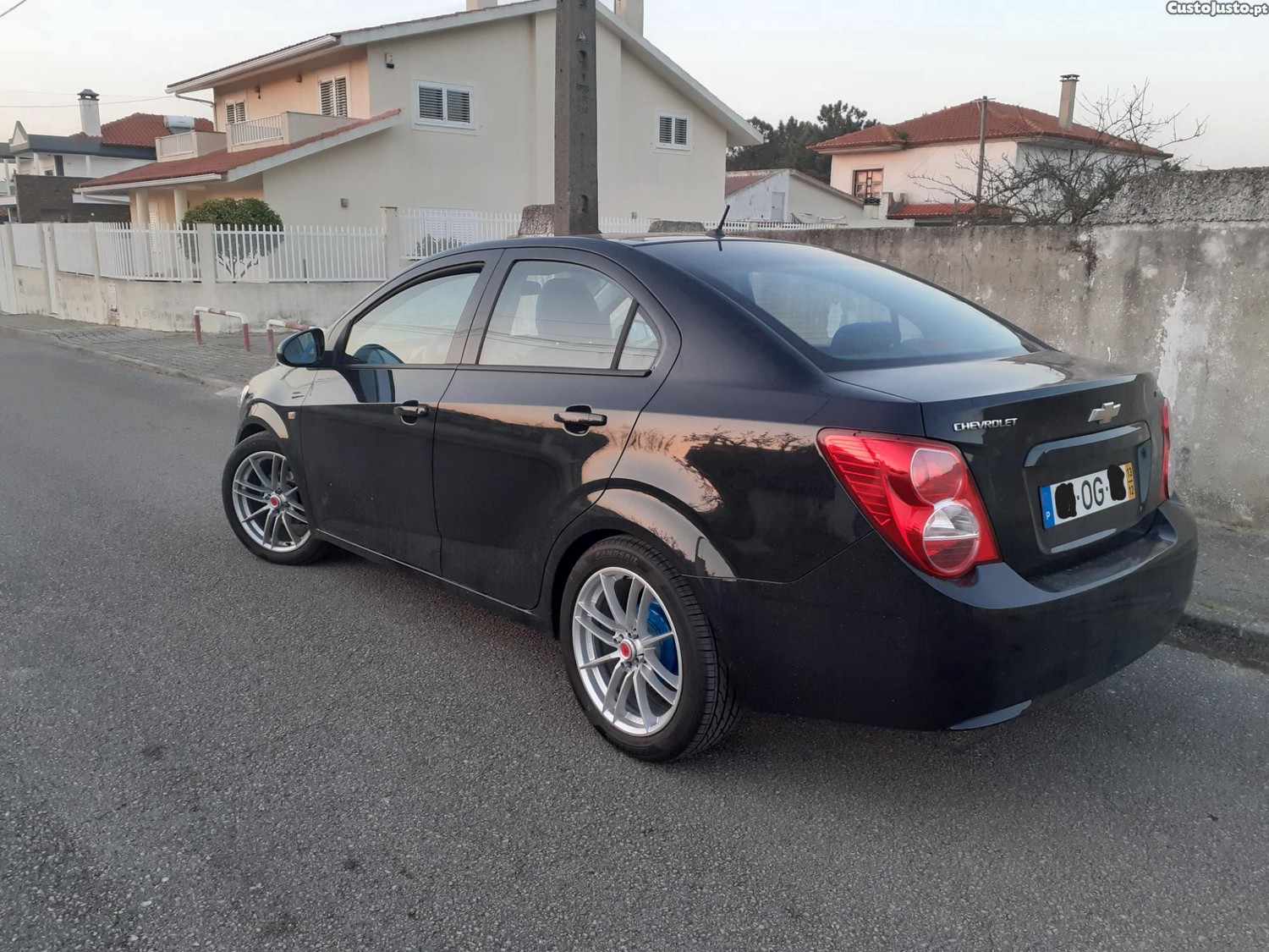 Chevrolet Aveo 1.2 LT — fotografia 3
