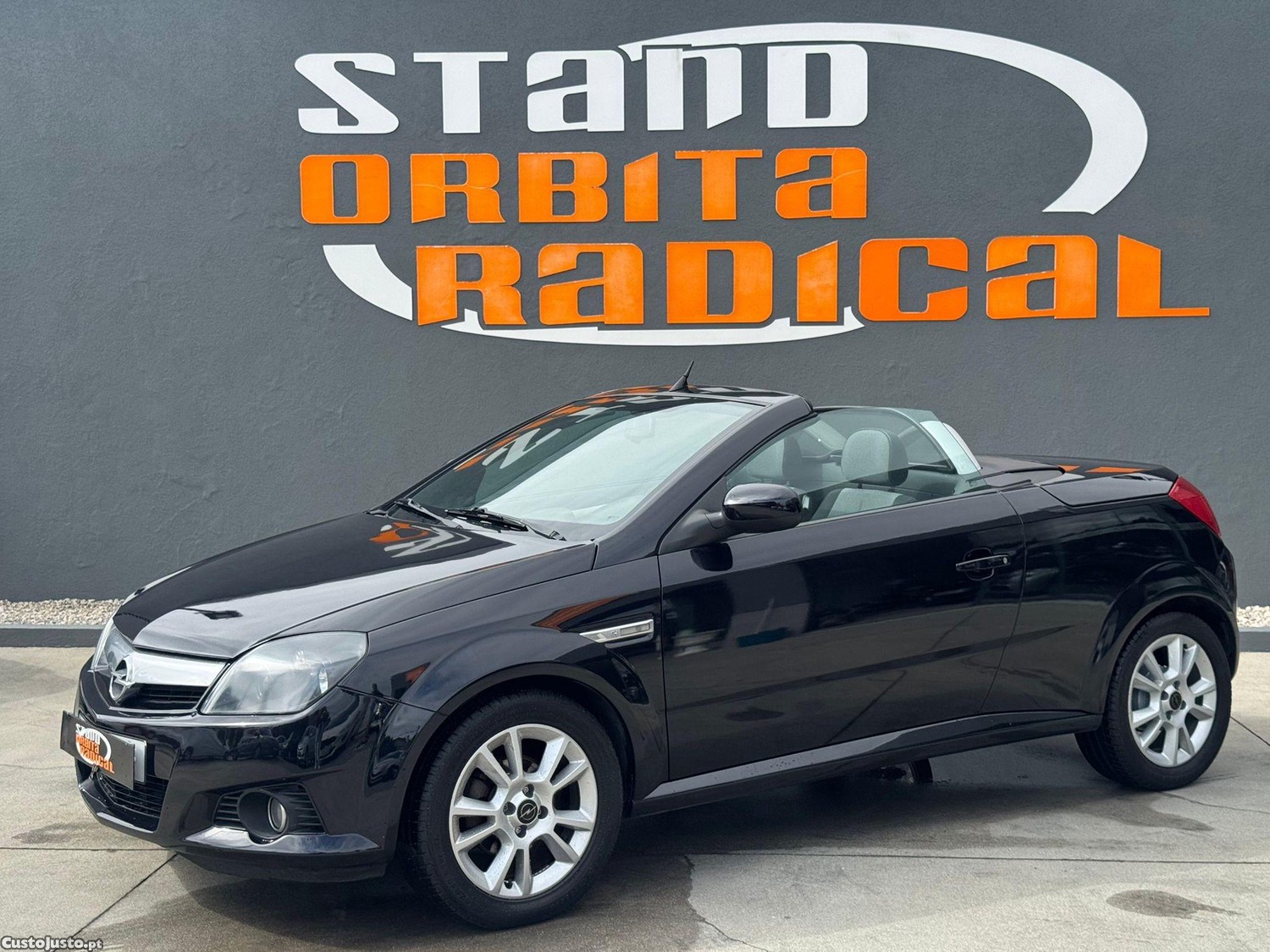 Opel Tigra TwinTop 1.3 CDTi — fotografia 18