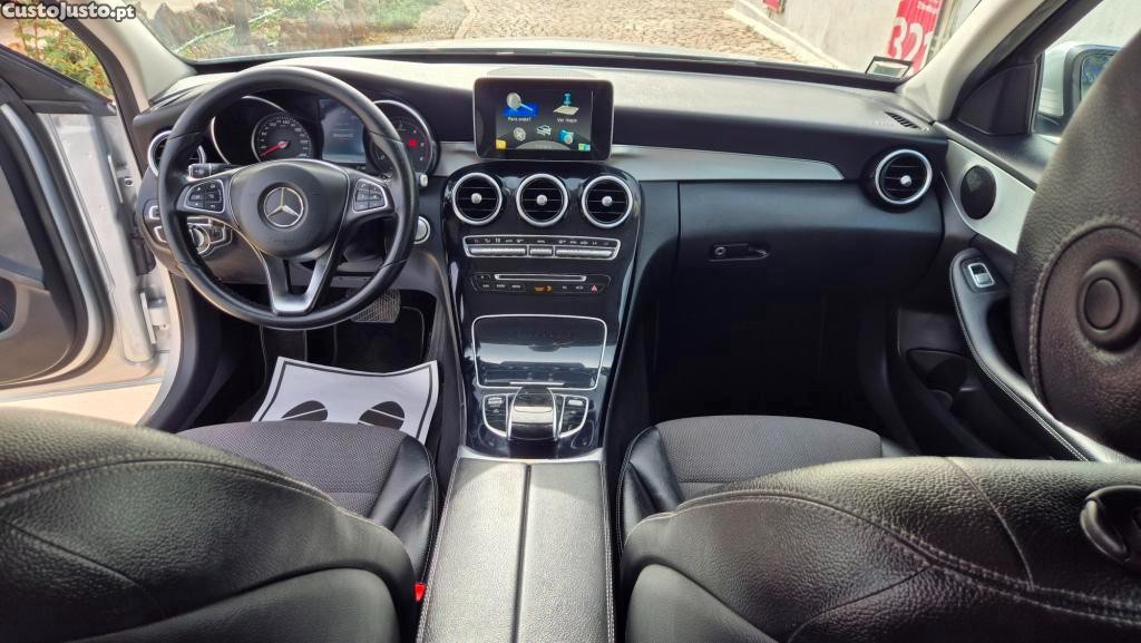 Mercedes-Benz C 300 H — fotografia 6