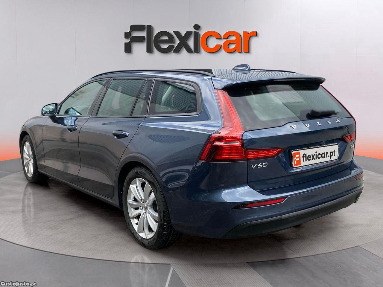 Volvo V60 D3 Momentum — fotografia 7