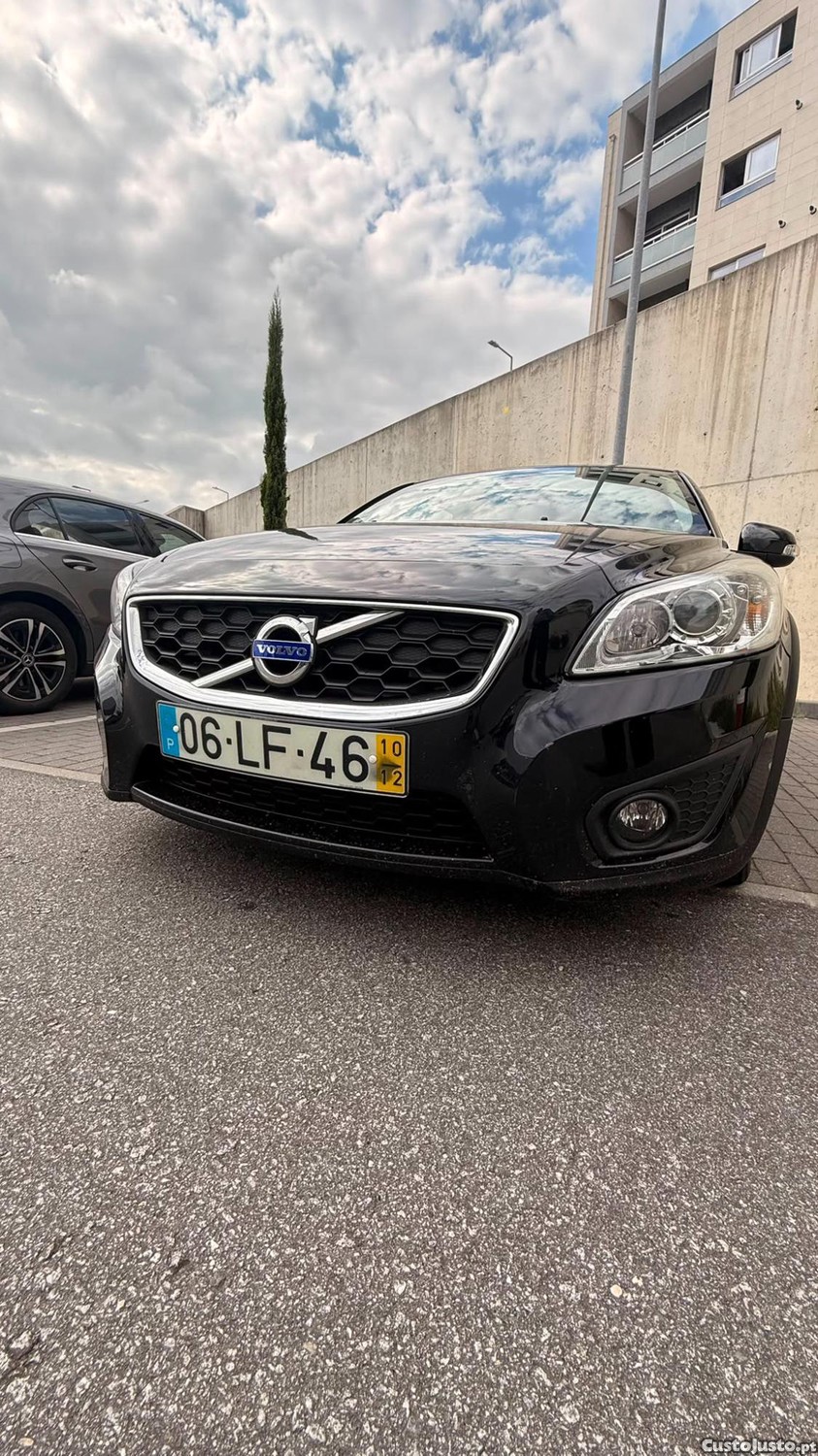 Volvo C30 R-design — fotografia 3