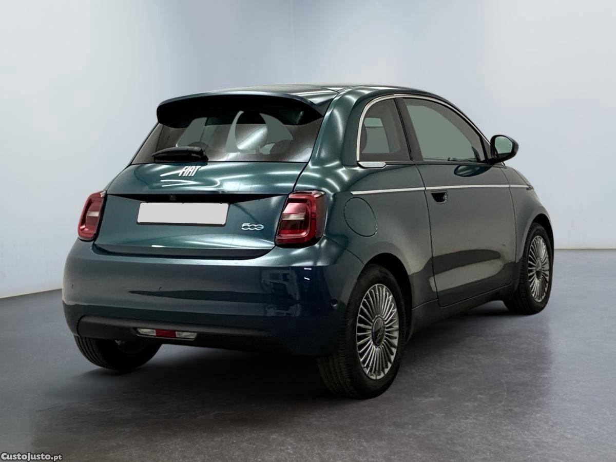 Fiat 500 e La Prima — fotografia 10