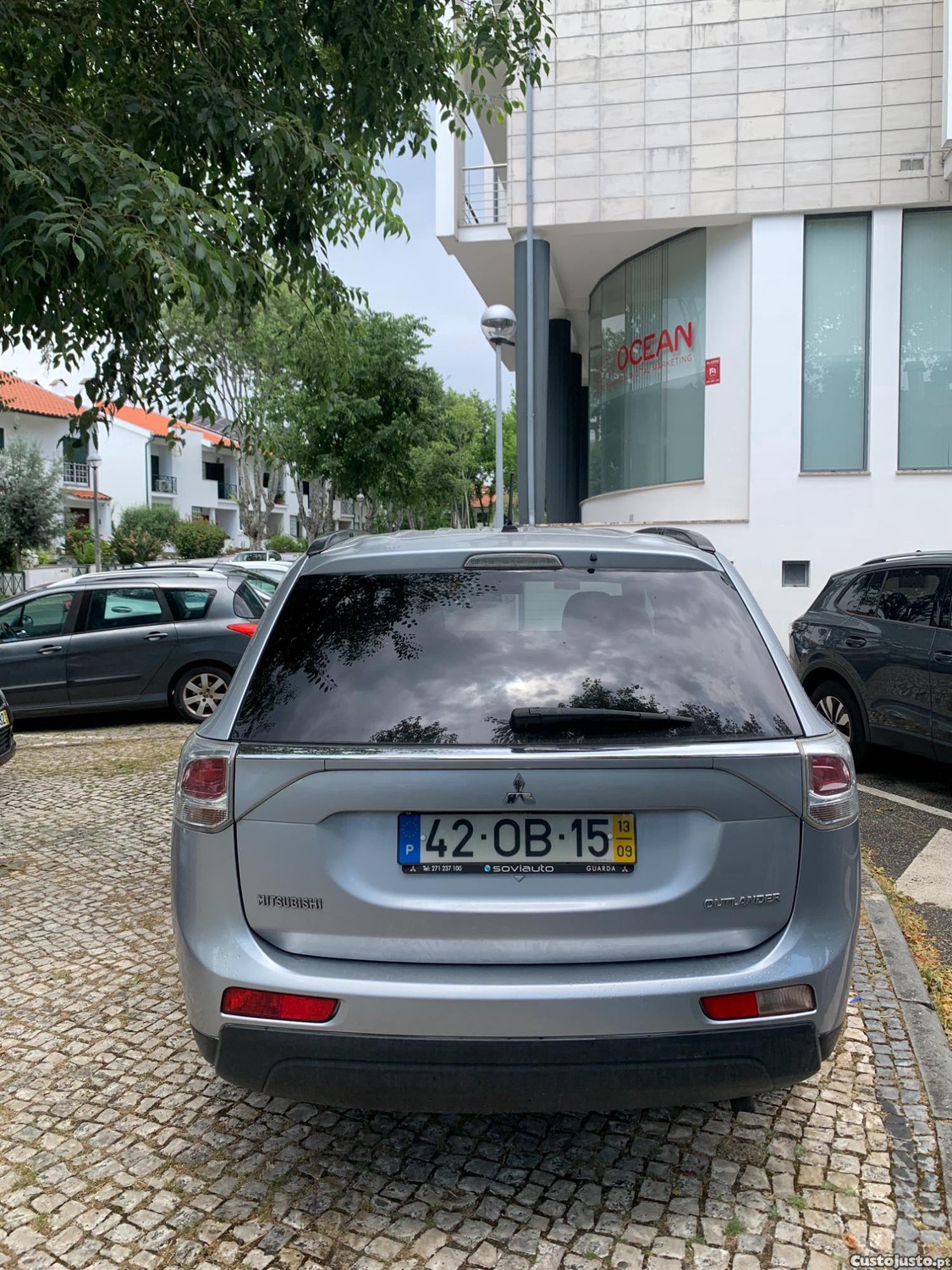 Mitsubishi Outlander 2.2 DI-D — fotografia 9