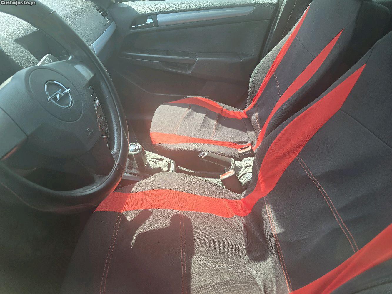 Opel Astra 1300cdti — fotografia 2