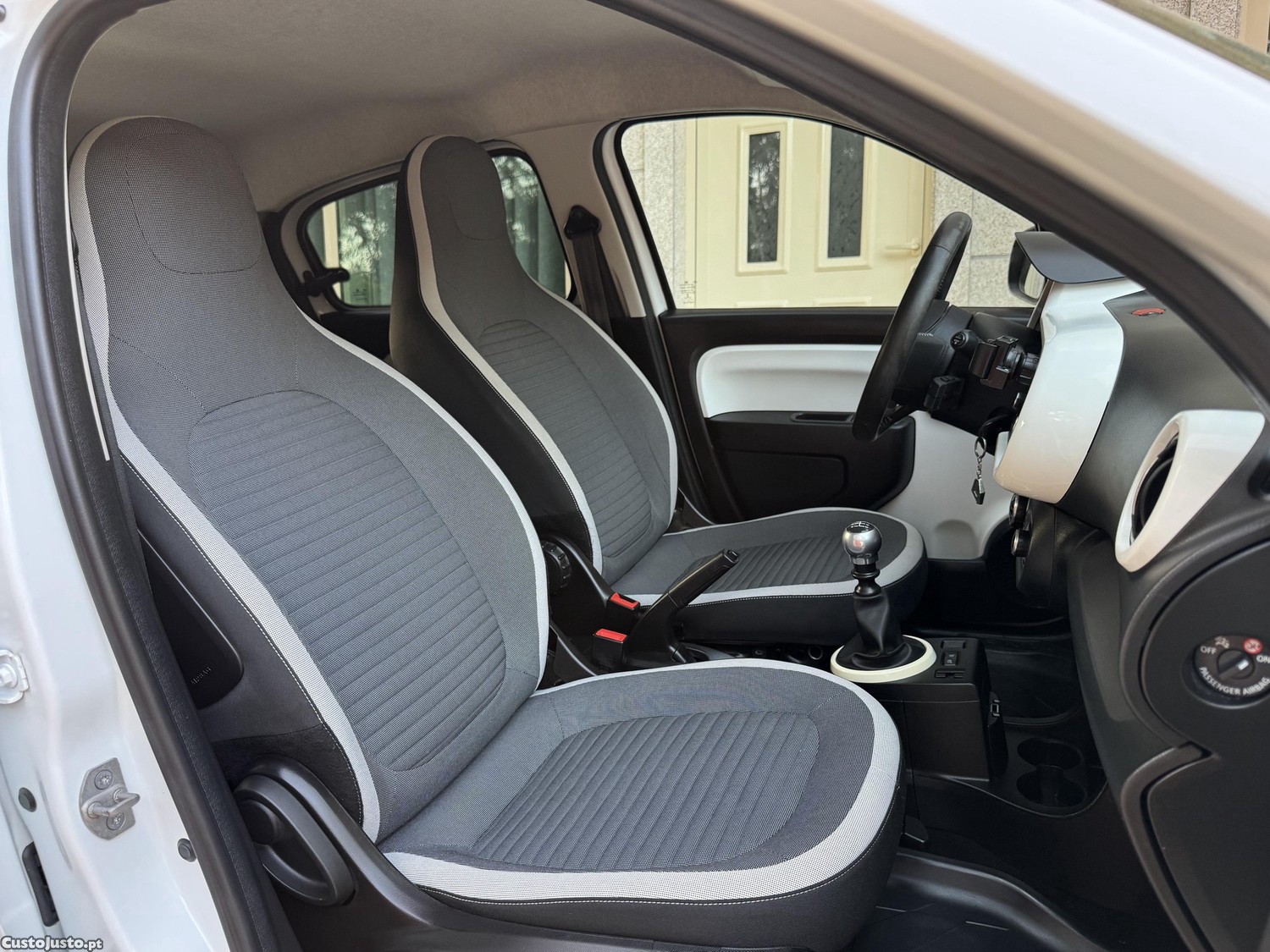 Renault Twingo 0.9 90cv turbo — fotografia 6