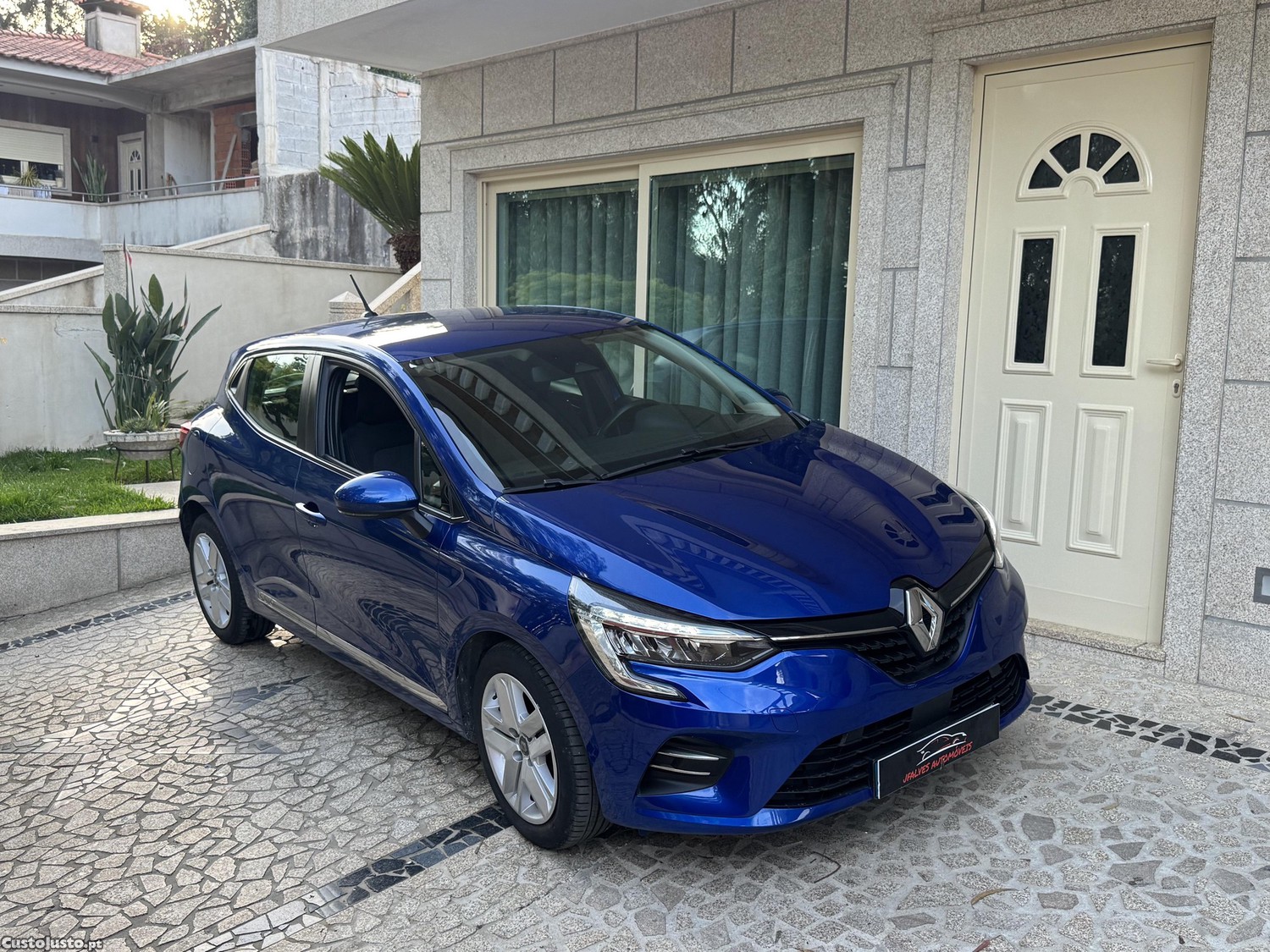 Renault Clio 1.0 2022 poucos kms — fotografia 9