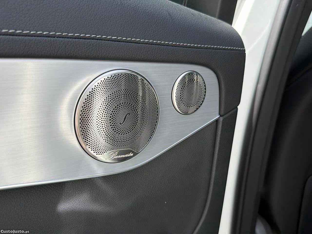 Mercedes-Benz GLC 300 e 4Matic — fotografia 9