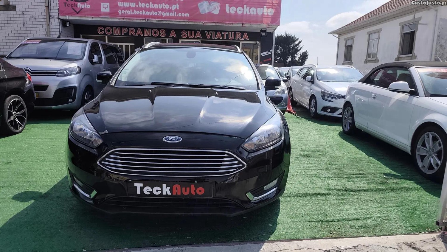 Ford Focus 1.5 TDCi Titanium ECOnetic — fotografia 22